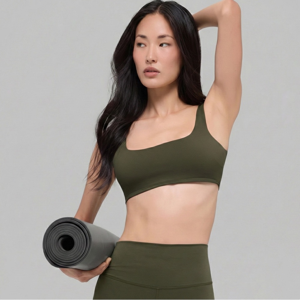 Alo Yoga SoftSculpt Precision Bra | Green Olive | Medium | NEW WITH TAG